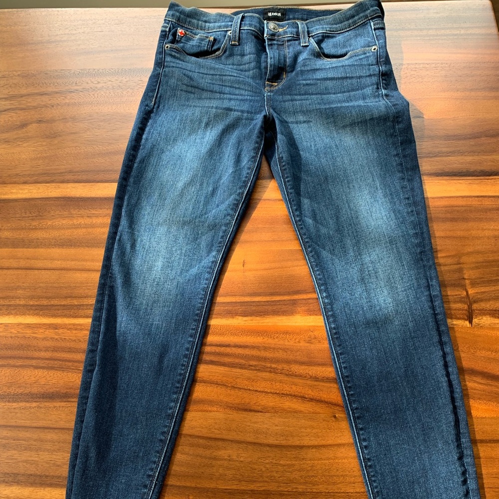 Hudson Krista Skinny Jeans w/ frayed ankles